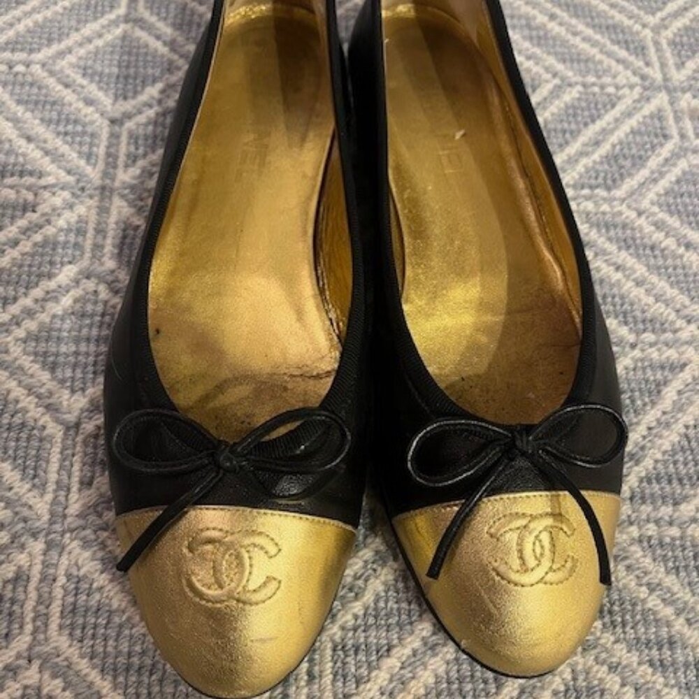 CHANEL Ballet Flats
